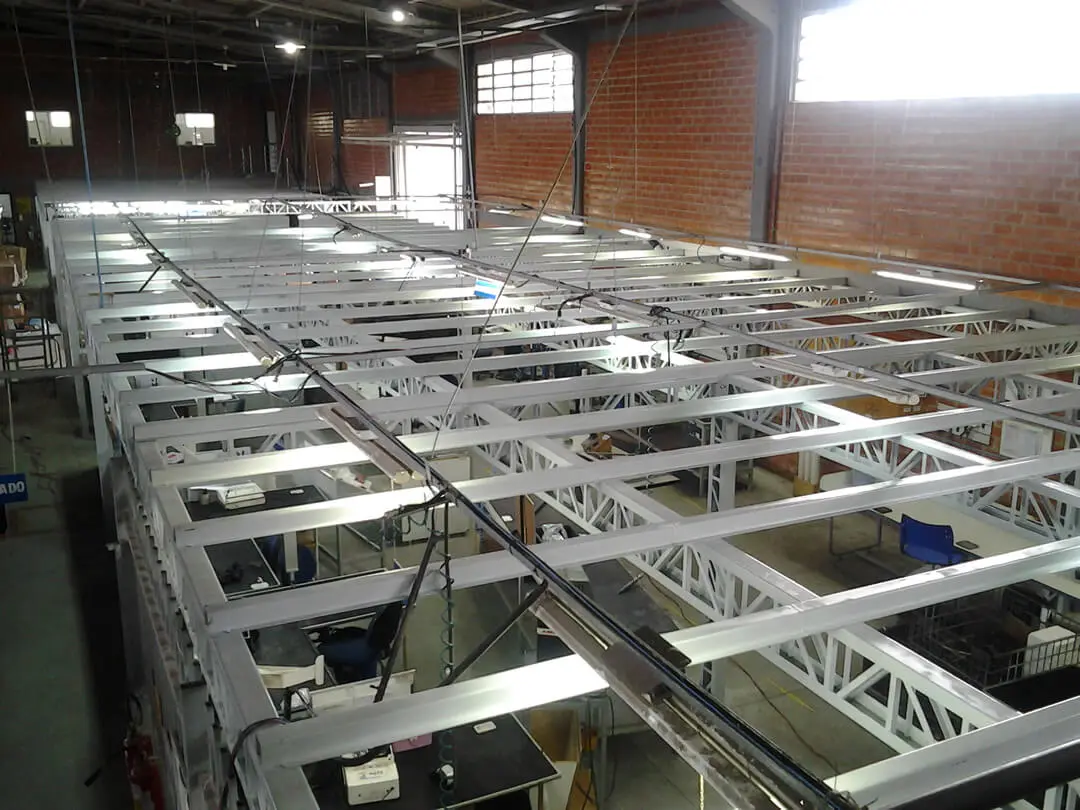 Reforma Recuperação Manutenção Fabricação e Montagem de Estruturas Metálicas em Curitiba e Região.