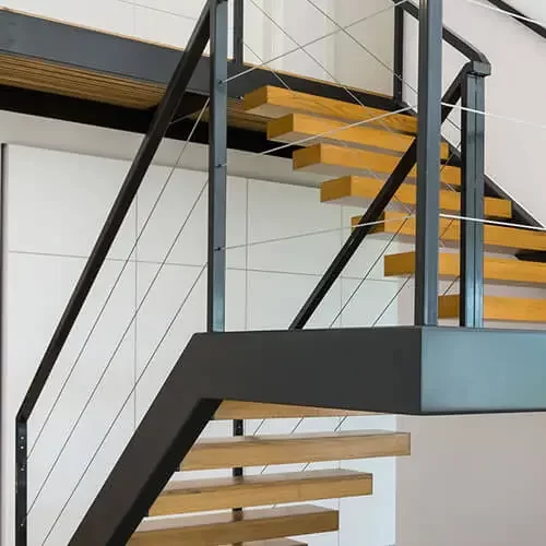 escadas de alto padrão residenciais comerciais e industriais fabricadas em estruturas metálicas tubulares em aço carbono e aço inox em Curitiba Fazenda Rio Grande Araucaria Pinhais São Jose dos Pinhas Piraquara Campo Largo Campo Comprido