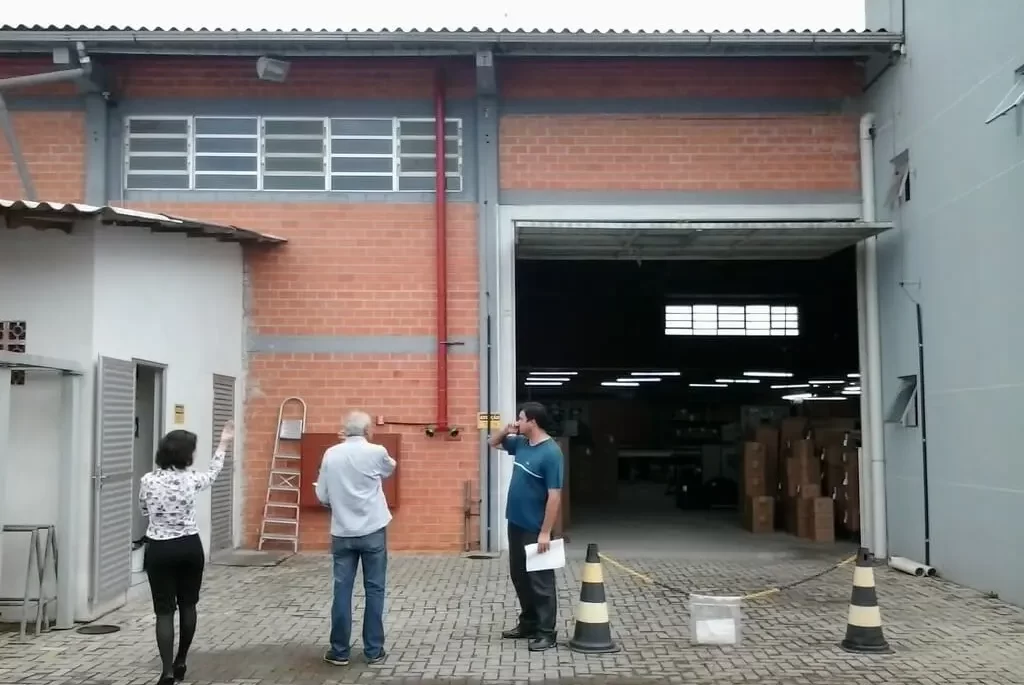 Barracões Mezaninos Escadas Coberturas em Estruturas Metálicas em Curitiba