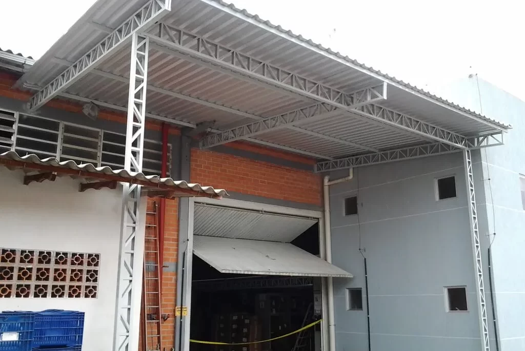Barracões Mezaninos Escadas Coberturas em Estruturas Metálicas em Curitiba